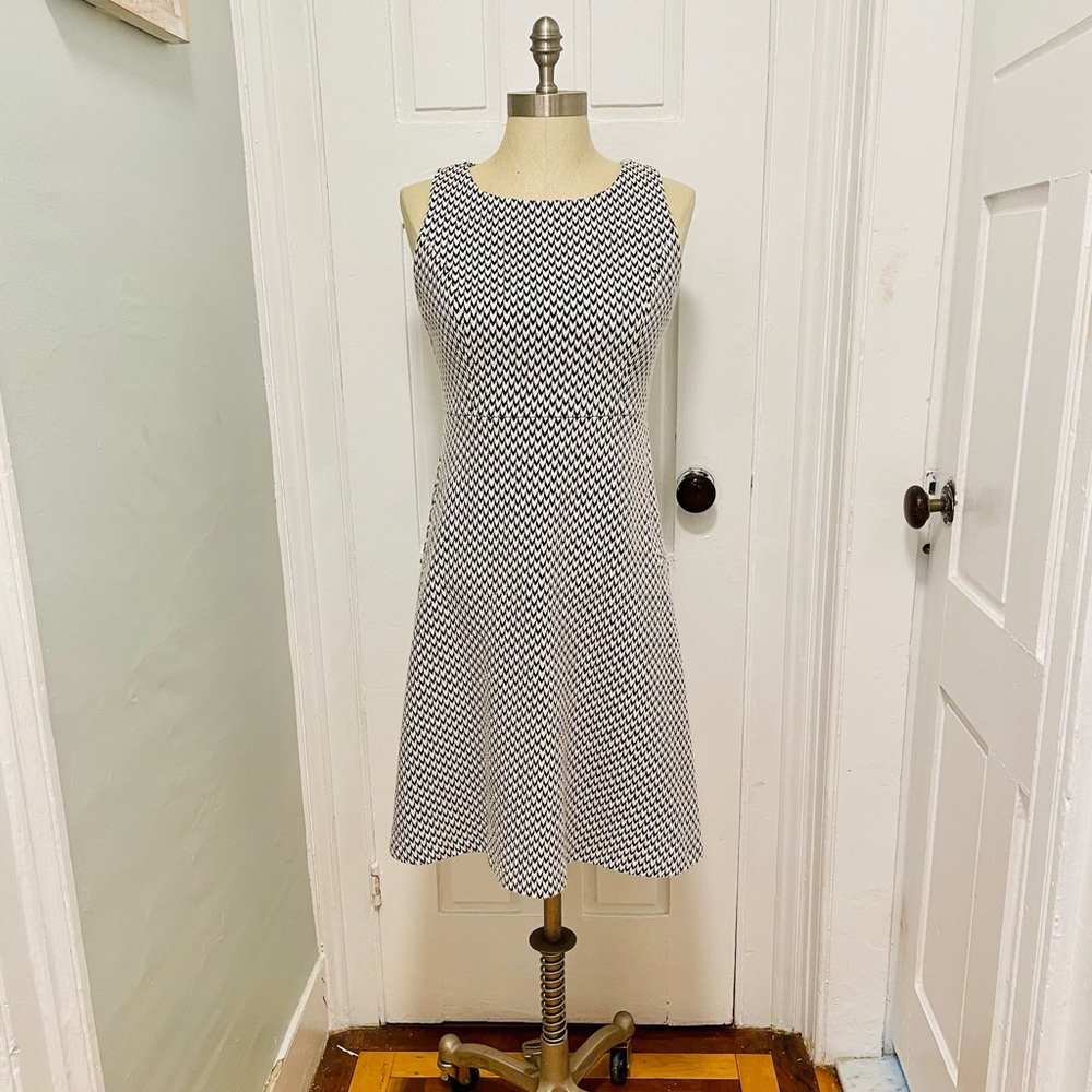 LOFT Houndstooth Natural Waist Work Dress